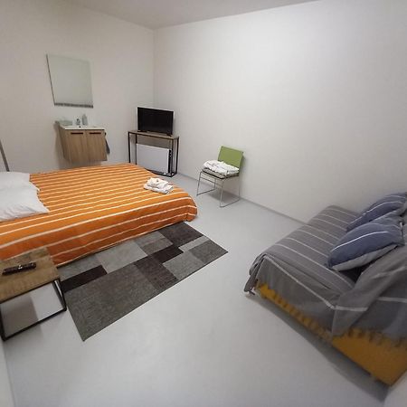 Chez Jean-Claude Chambre 4 Personnes Wavre Exterior photo